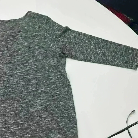 Papermoon from Stitch Fix gray stretch tunic blouse Size 1X Item # 6C - Picture 6 of 6